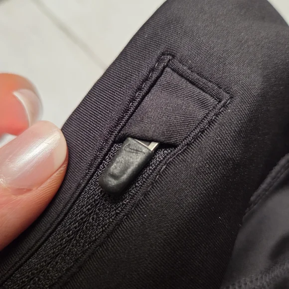 Nike Women's Black Leggings with White Swoosh - Picture 11 of 12